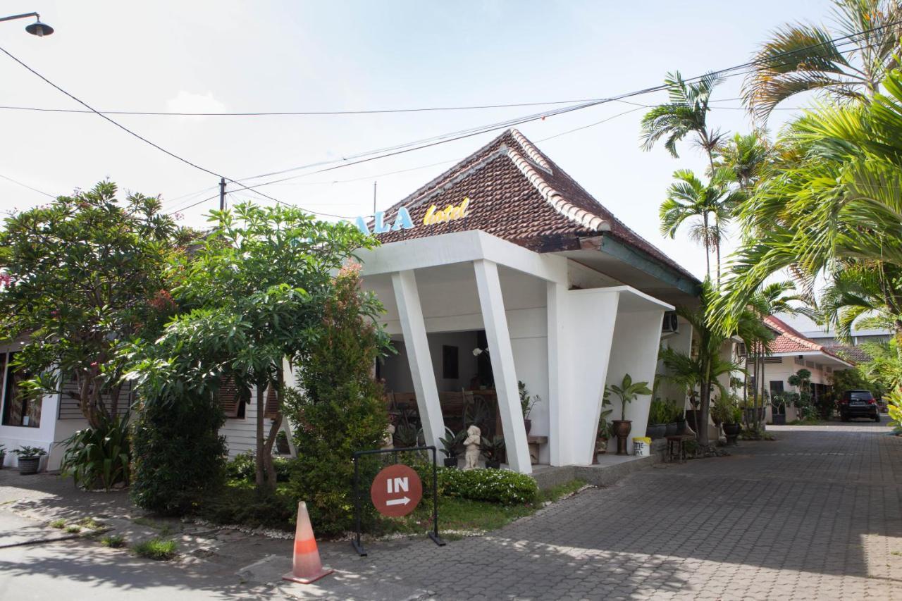 Reddoorz Plus Near Mall Roxy Banyuwangi Banyuwangi  Dış mekan fotoğraf