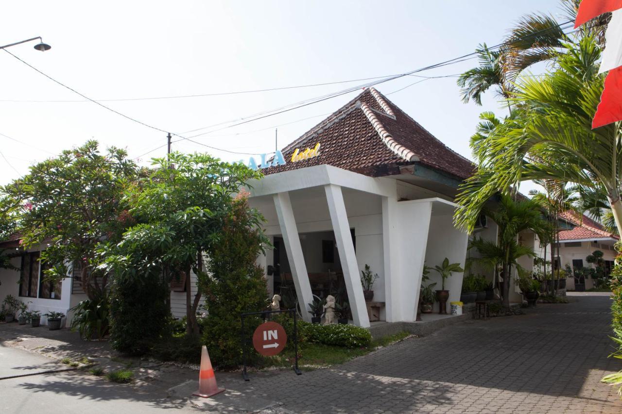 Reddoorz Plus Near Mall Roxy Banyuwangi Banyuwangi  Dış mekan fotoğraf